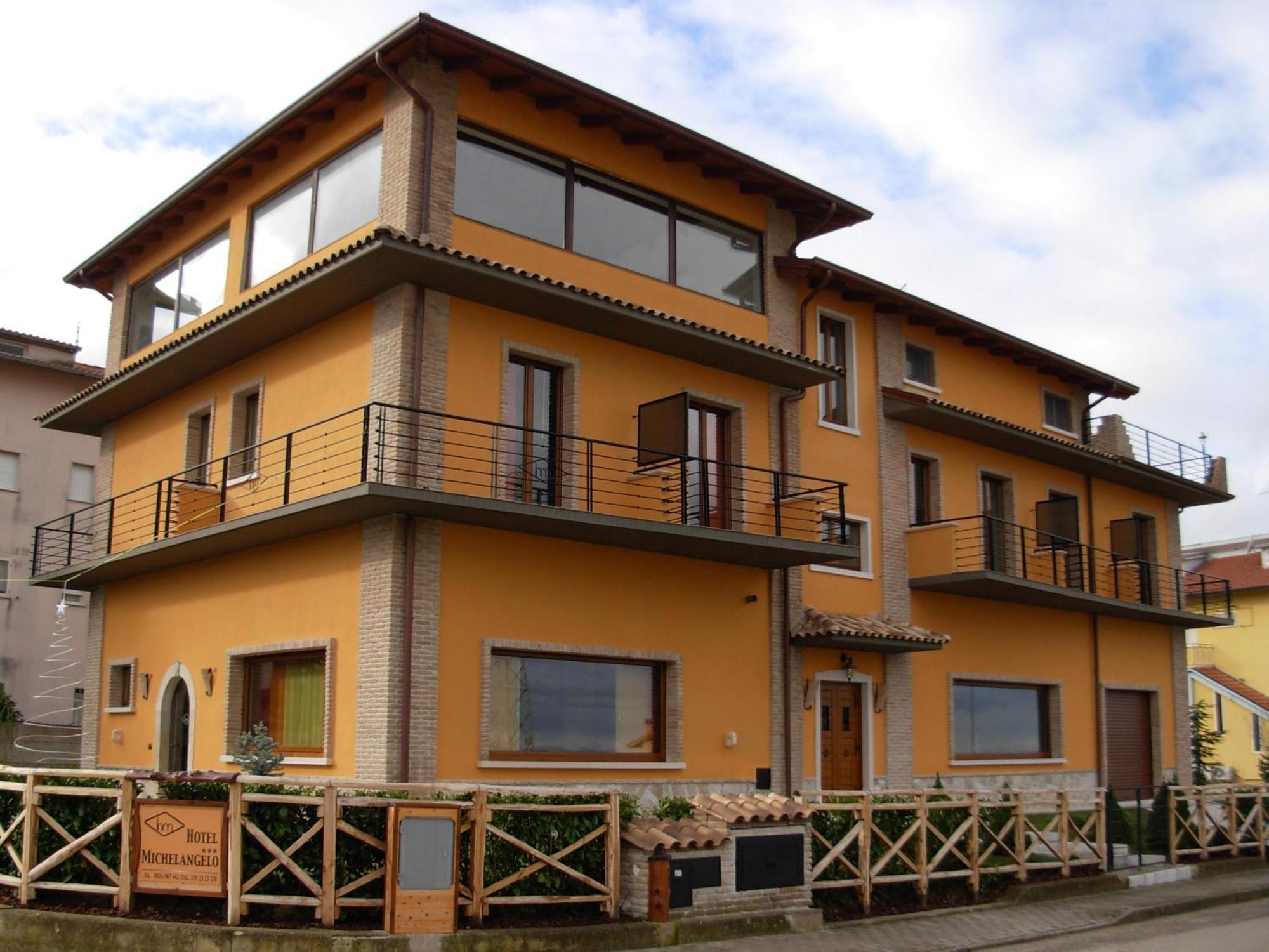 Hotel Michelangelo San Bartolomeo in Galdo Exterior photo