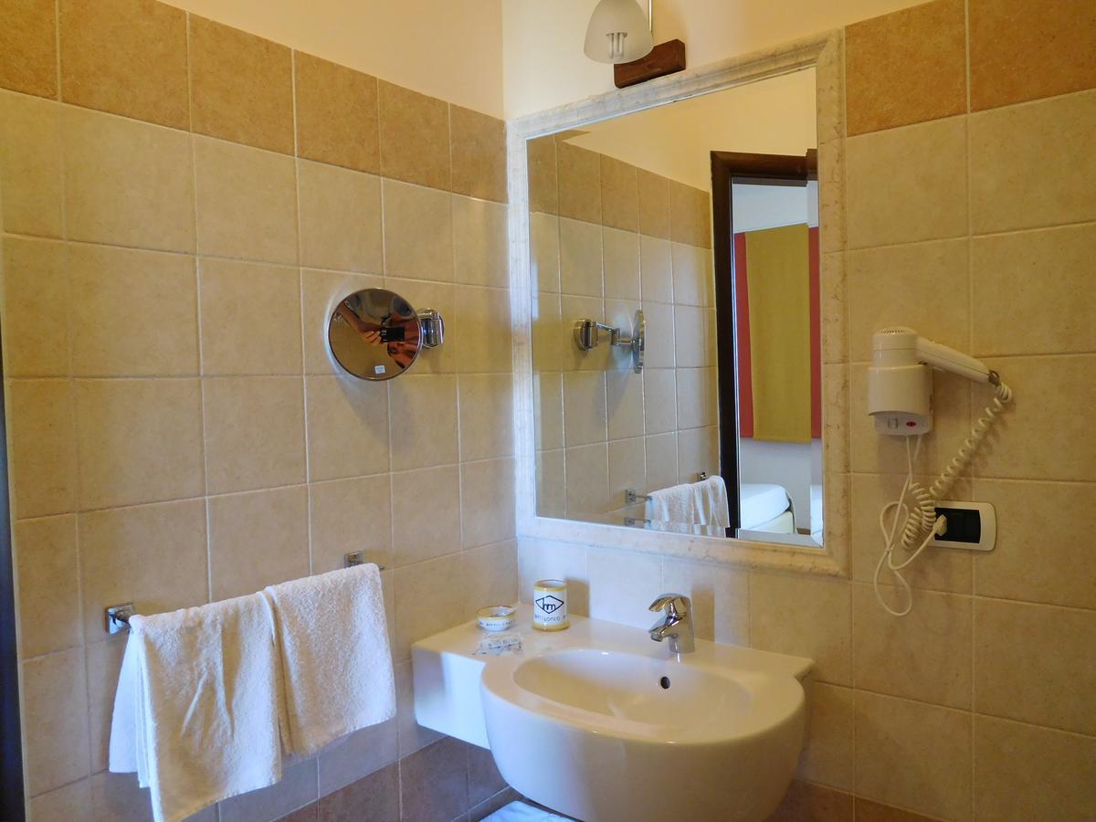 Hotel Michelangelo San Bartolomeo in Galdo Exterior photo